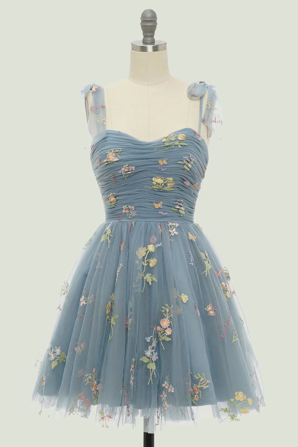 Aesthea - Elegancka Suknia Balowa W Stylu Księżniczki