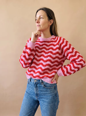 Oversizowy Sweter Damski w Fale